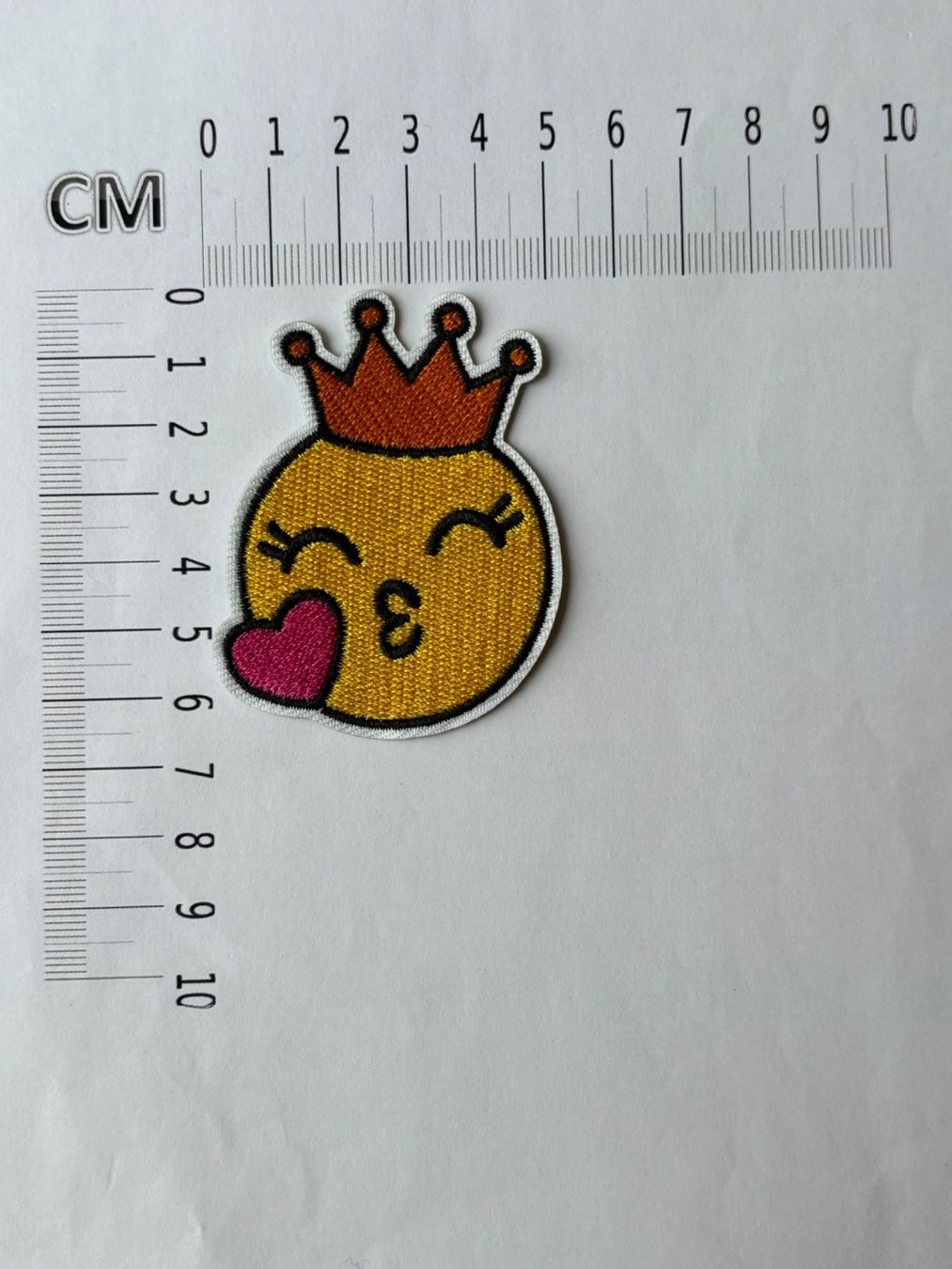 Patches: Smile Krone Kuss Patch, Badge / Aufnäher – Neu und originalverpackt aus Ostermundigen von Mcone 1