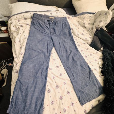 Pantalon Banana Republic, taille 6P, parfait pour l'été!