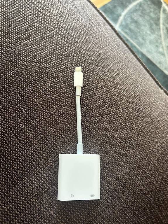 Laufwerke & Adapter: Original Adaptateur Apple Lightning vers USB-3 A1619 – Gebraucht aus Montreux von Polett