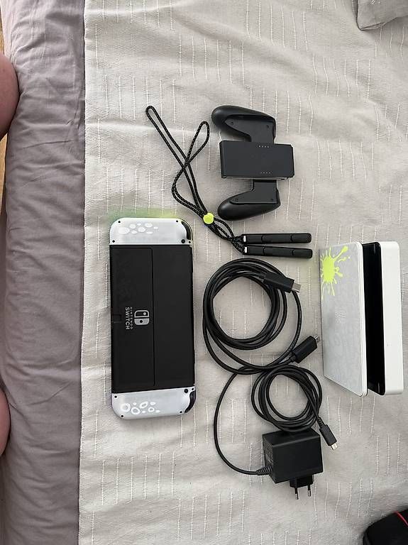 Konsolen: Nintendo switch édition collector Splatoon – Gebraucht aus Pully von karinos1526 1