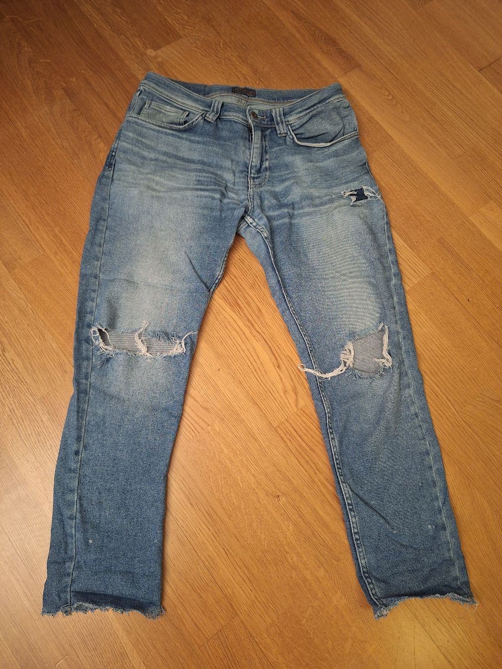 Zara Jeans: Zara Man Jeans, destroyed Look, Grösse 40 – Usato da Basel venduto da kiko9