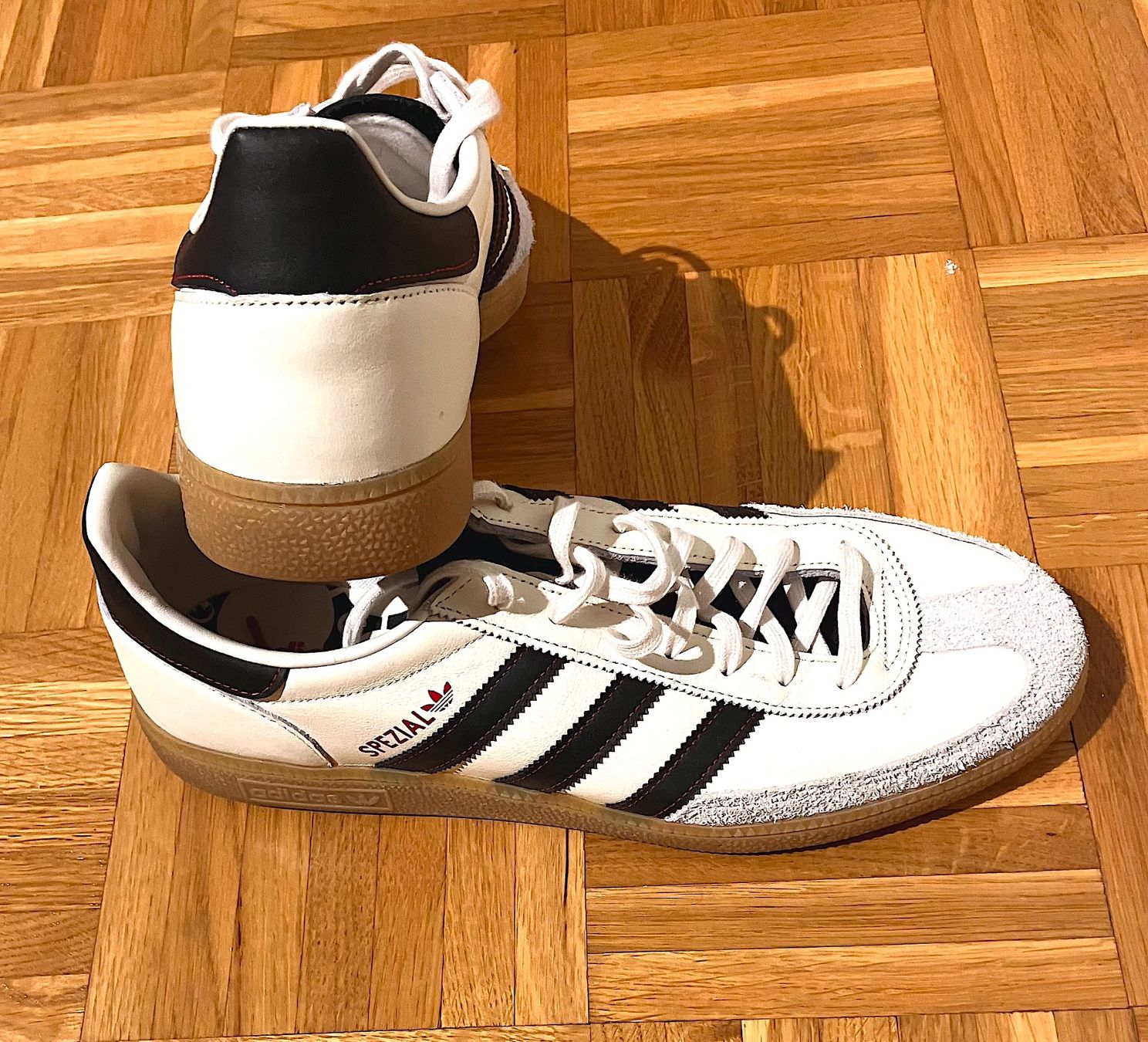 Adidas Scarpe da uomo: Chaussures Adidas Handball Spezial – Usato da Lausanne venduto da pebo02 1
