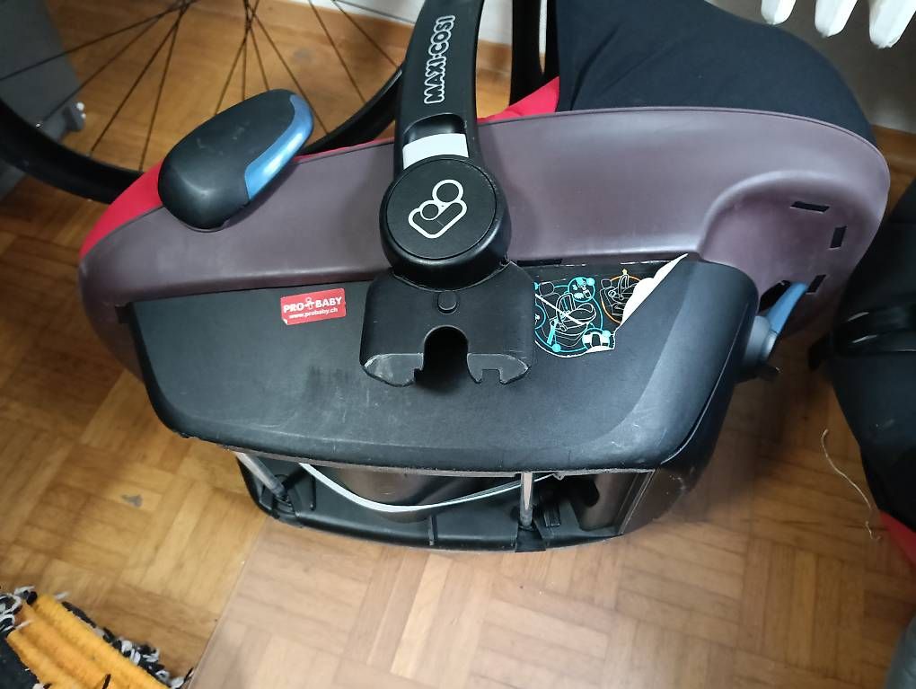 Seggiolini per auto: Siège bébé (Cosi) – Usato da Neuchâtel venduto da karibo630 2