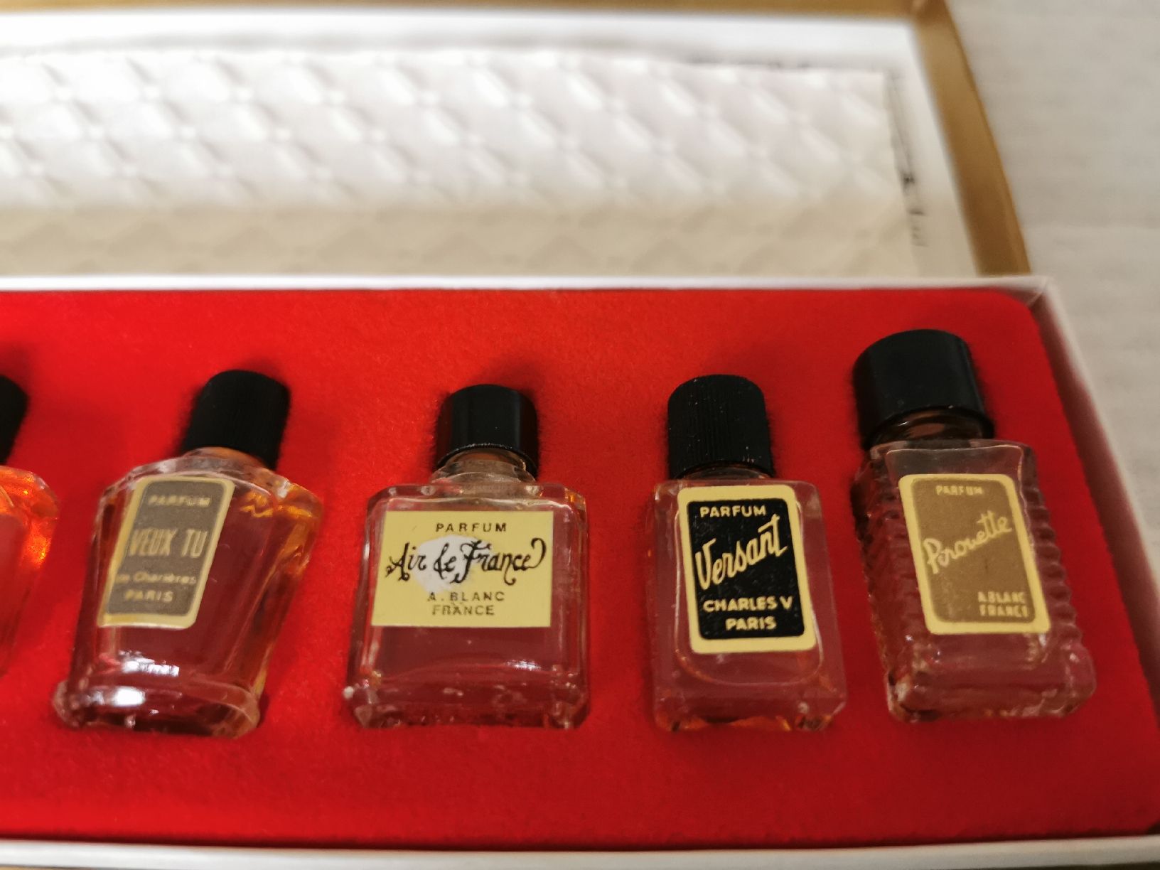 Profumi & Eau de Toilette: Parfüms de France 10er Set – Nuovo (secondo la descrizione) da Schlieren venduto da vlalif 6
