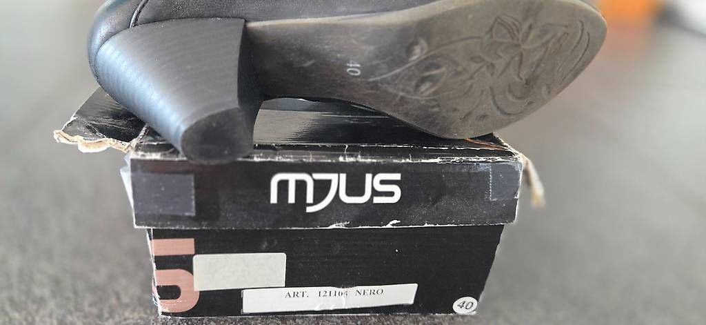 Scarpe da donna: Leder Schuhe von MJUS gr. 40 – Usato da Hitzkirch venduto da Paedy2 2
