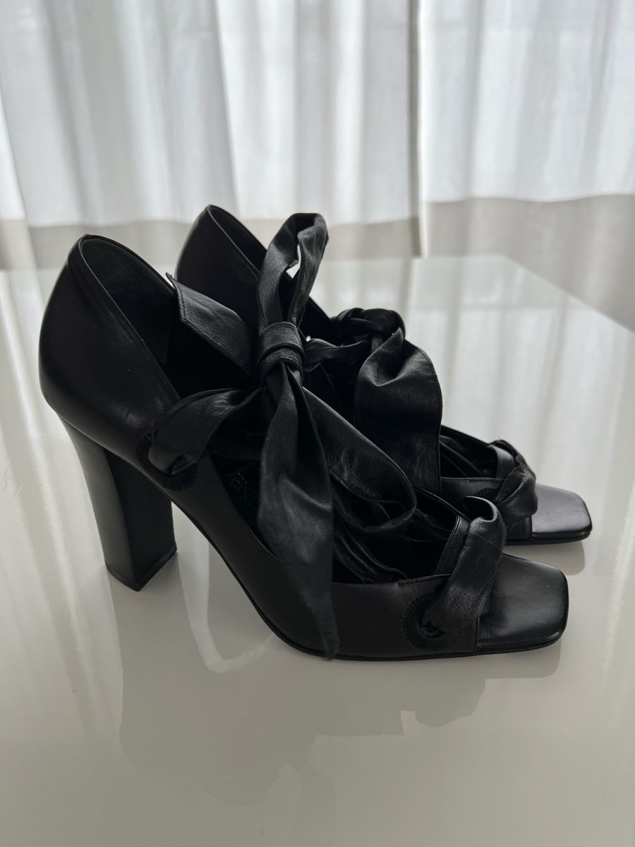 Saint Laurent Scarpe da donna: Yves Saint Laurent Damenschuhe – Nuovo (secondo la descrizione) da Elsau venduto da Sangyelle