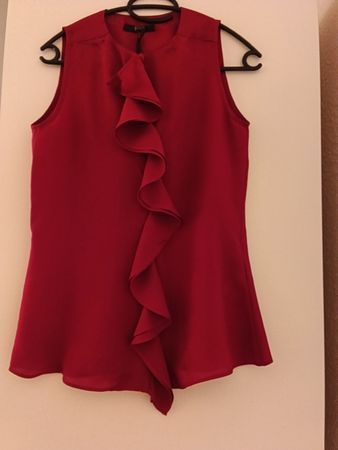 Blouse neuve, XS(CH), SEVENTY, sans manche, viscose 100%.