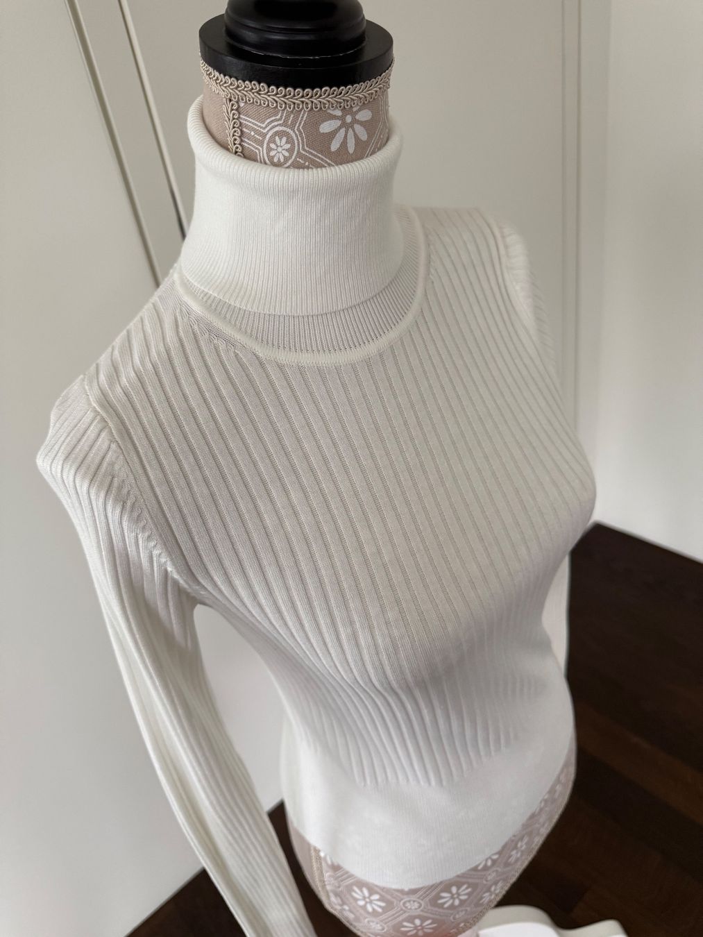 Zara Maglioni & Felpe: Zara Rollkragenpulli Gr.S – Nuovo e nell'imballaggio originale da Balzers venduto da Lissi57 4