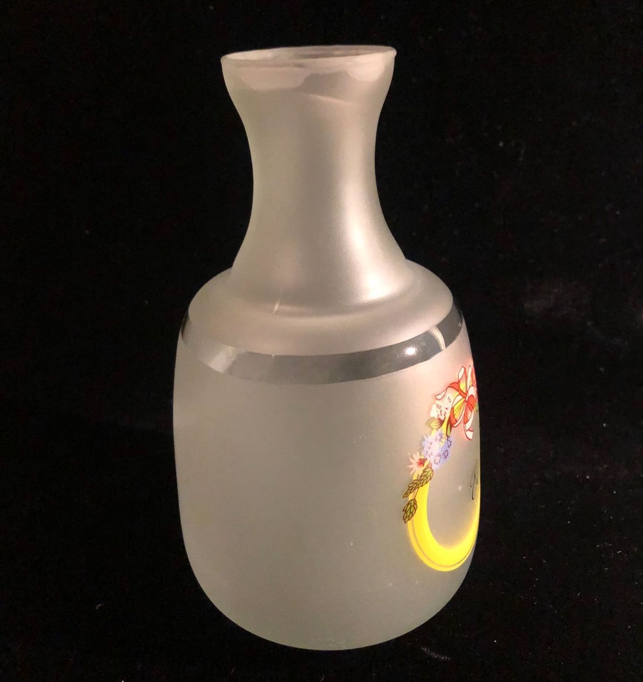 Flacons: Flacon ou vase à motif monogrammé – Gebraucht aus Genève von DELIRBEADS 2
