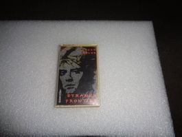 MC.Roger Taylor. (Queen Schlagzeuger ) Strange Frontier 1984