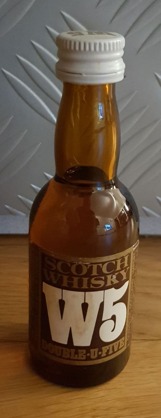 Bevande alcoliche: Scotch Whisky W5 DUBLE-U-FIVE – Nuovo (secondo la descrizione) da Emmenbrücke venduto da Herzog07