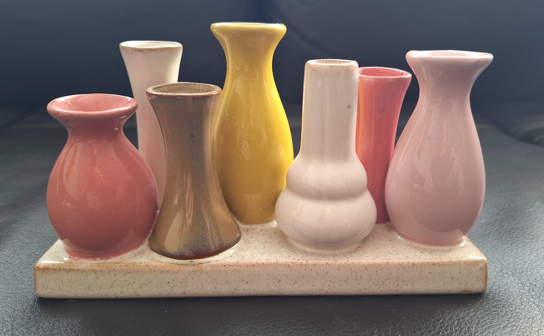 Tutte le decorazioni: 7 Mini Vasen Keramikständer, Blumenvase – Usato da Weinfelden venduto da Yenas10 2