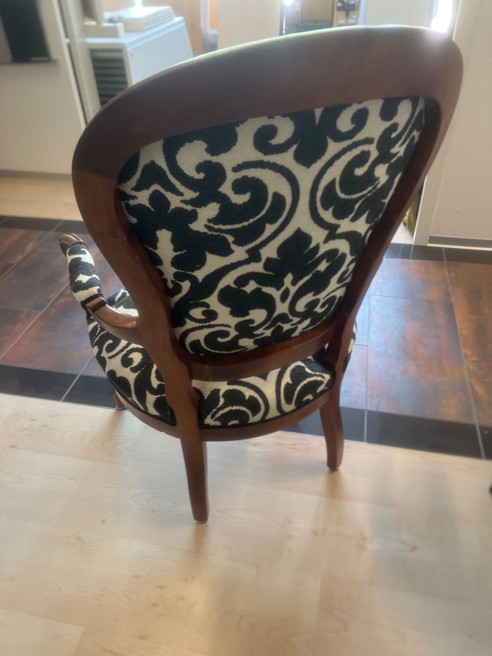 Sessel: Antiker Stuhl mit Design, Top  Zustand! – Gebraucht aus Ulisbach von BaumannM. 1