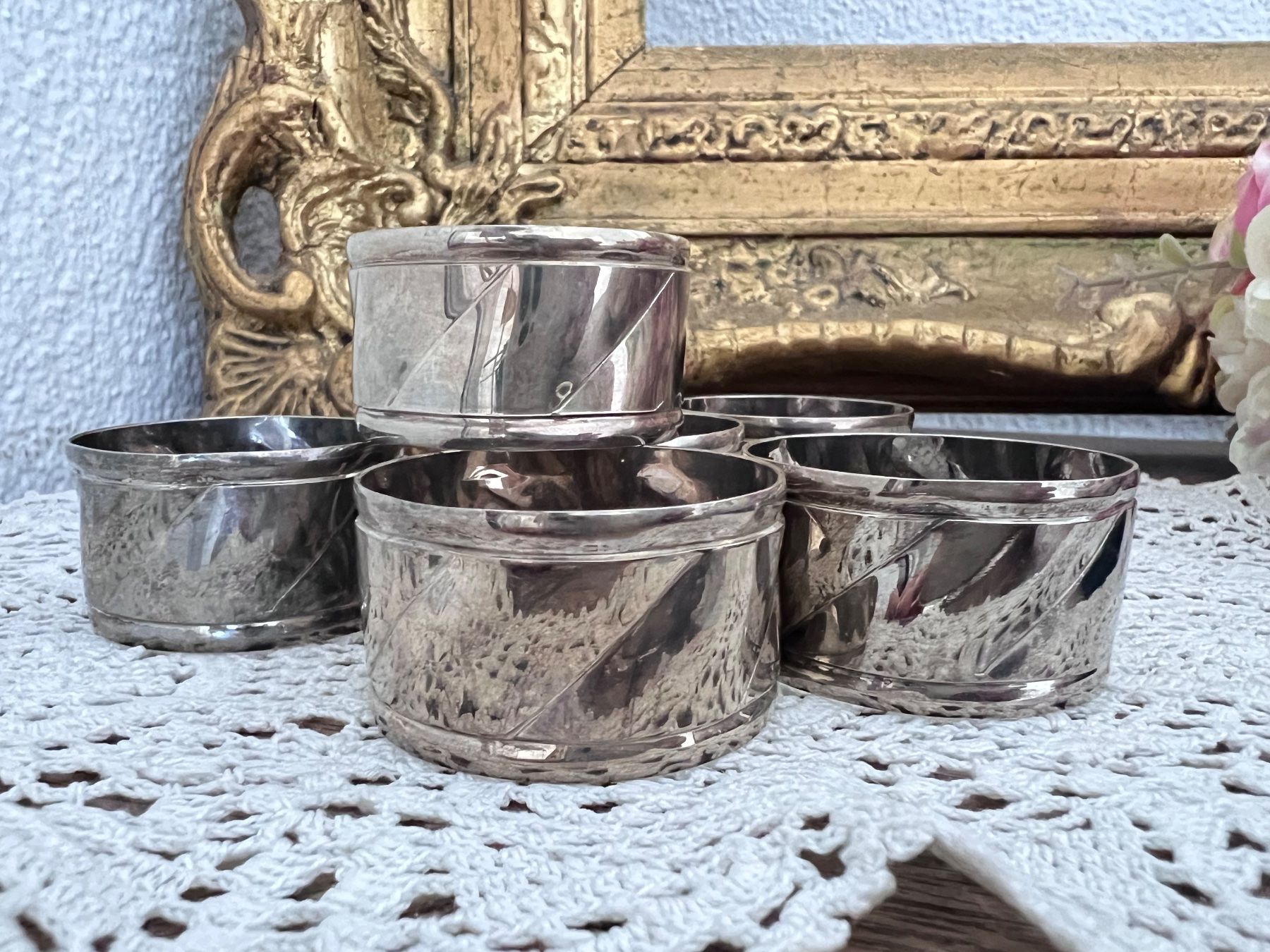 Altro in Decorazioni & Accessori: Alte Serviettenringe 6 Stück - versilbert? – Usato da Walzenhausen venduto da Cerna007 2