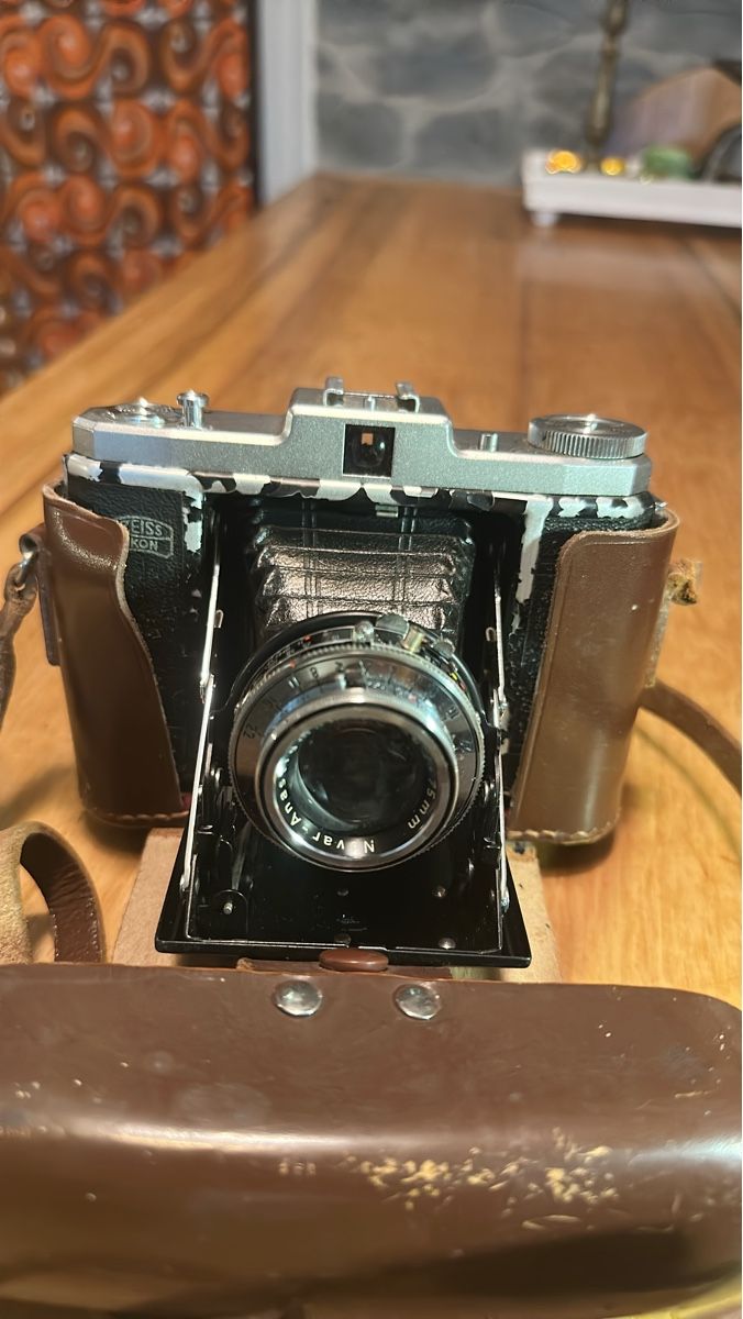 Zeiss Kamera: Zeiss Ikon Kamera antik! – Gebraucht aus Frauenfeld von aluma14