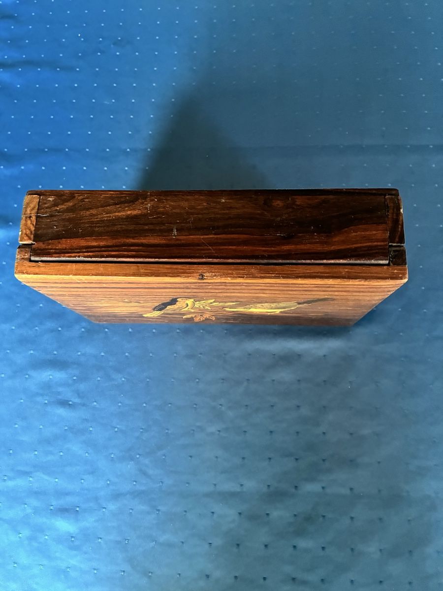 Articoli in legno: Holzschatulle mit Vogeldekor  – Usato da Dornach venduto da Rosengarten 3