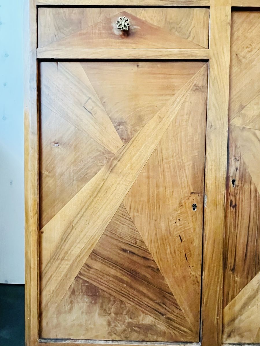 Buffets: Sideboard Buffet Kommode antik in Holz mit Steinplatte – D'occasion à Biel/Bienne par scisala 8