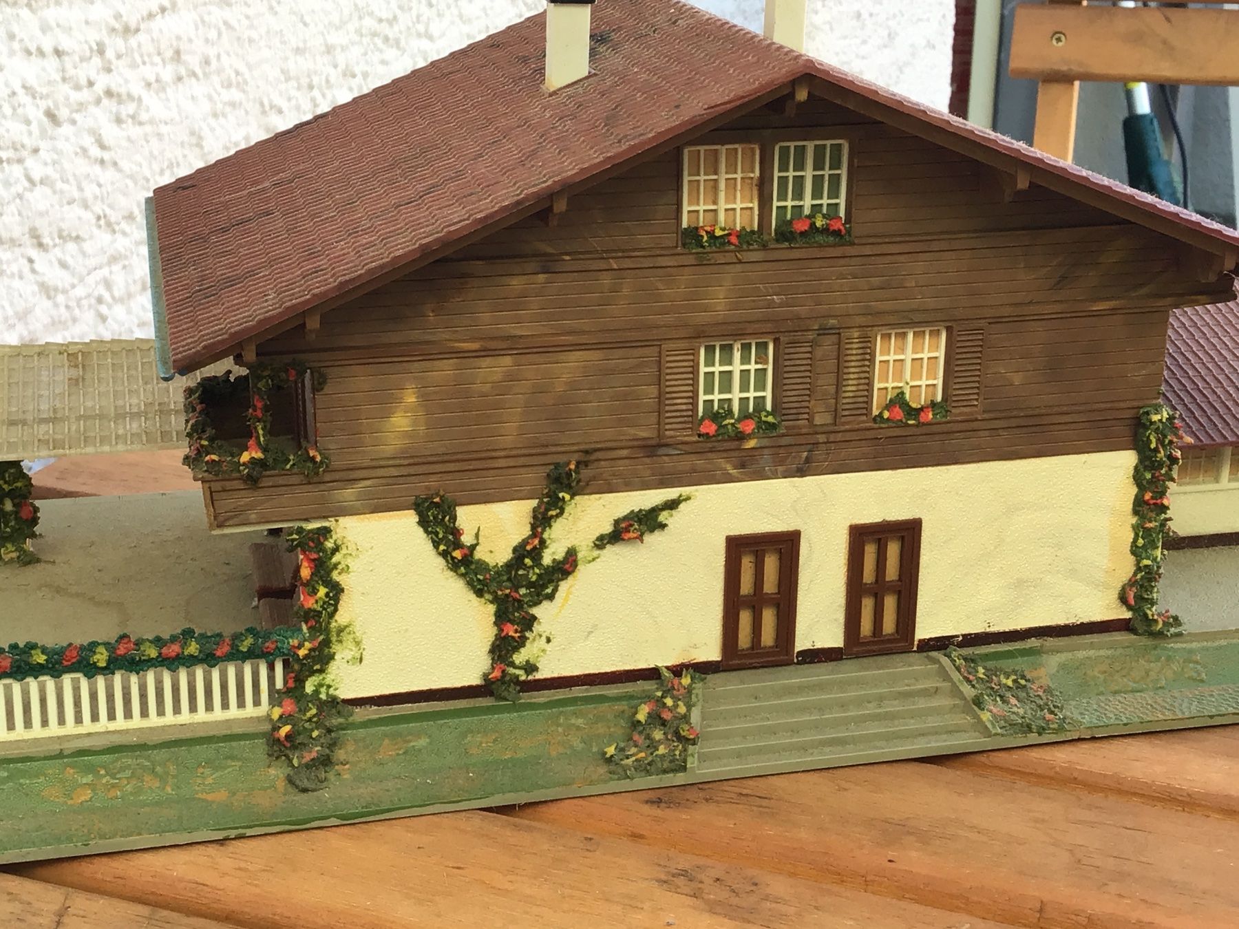 Kibri Modelleisenbahnen: Blausee Bahnhof Modell, Spur H0 Kibri 50er – Gebraucht aus Männedorf von Modell-Spezialisten 2