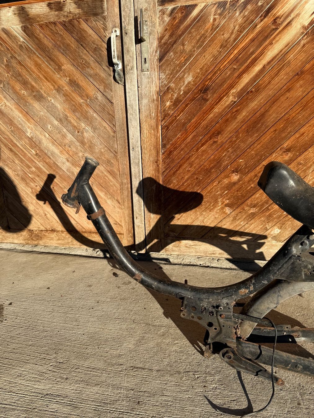 Puch Parti ricambio per ciclomotori: Puch X30 Automatik Mofa Rahmen – Difettoso da Fahrni b. Thun venduto da berger_tuning34 6