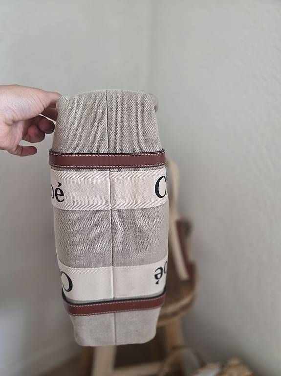 Chloé Taschen für Damen: Sac Chloé Woody Tote Medium – Gebraucht aus La Chaux-de-Fonds von Angienoo 2