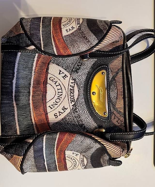 Taschen für Damen: Tasche Gattinoni – Gebraucht aus Zürich von ani_m8q2
