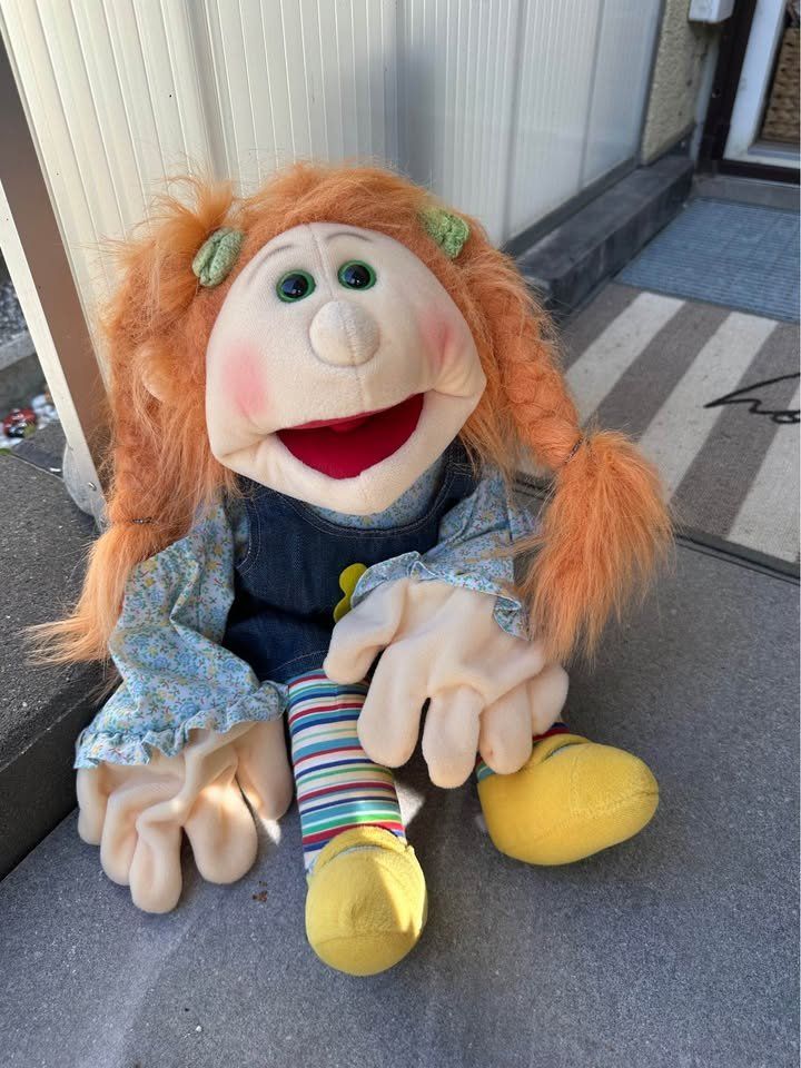 Poupées: Living puppet mädchen – D'occasion à Landquart par lumima