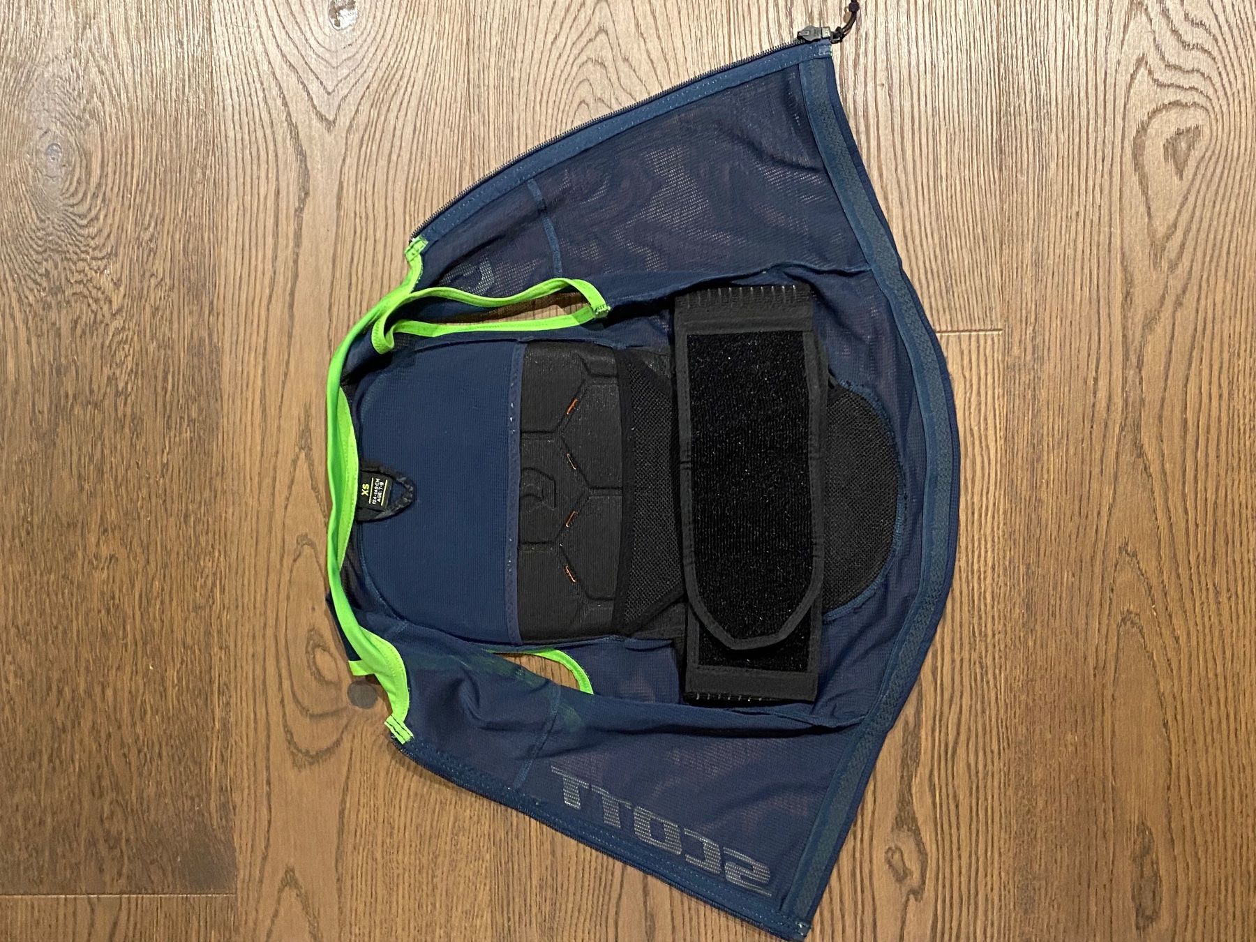 Protections: Protektor – D'occasion à Selzach par TabuB0102 3