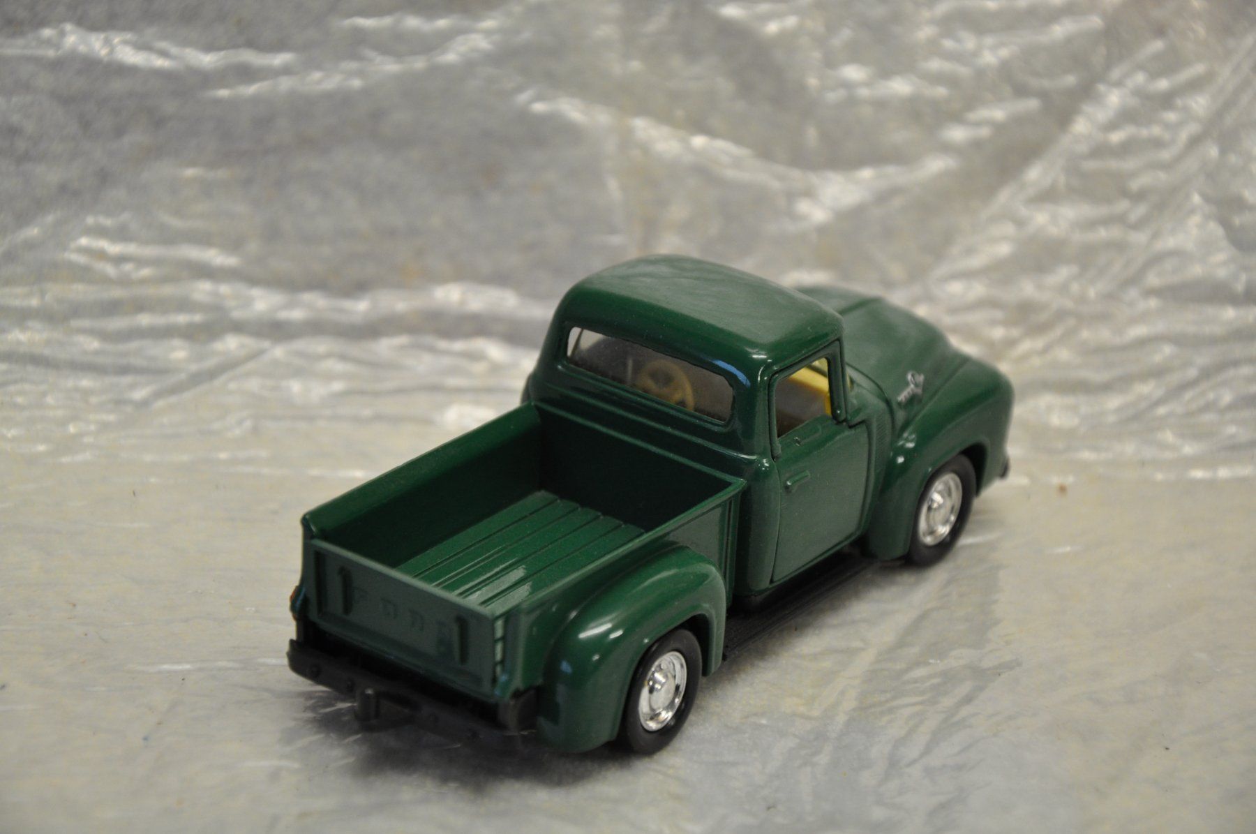 Ford Modellini d'auto: Ford Pickup – Nuovo e nell'imballaggio originale da Ebnat-Kappel venduto da Aallerlei 3