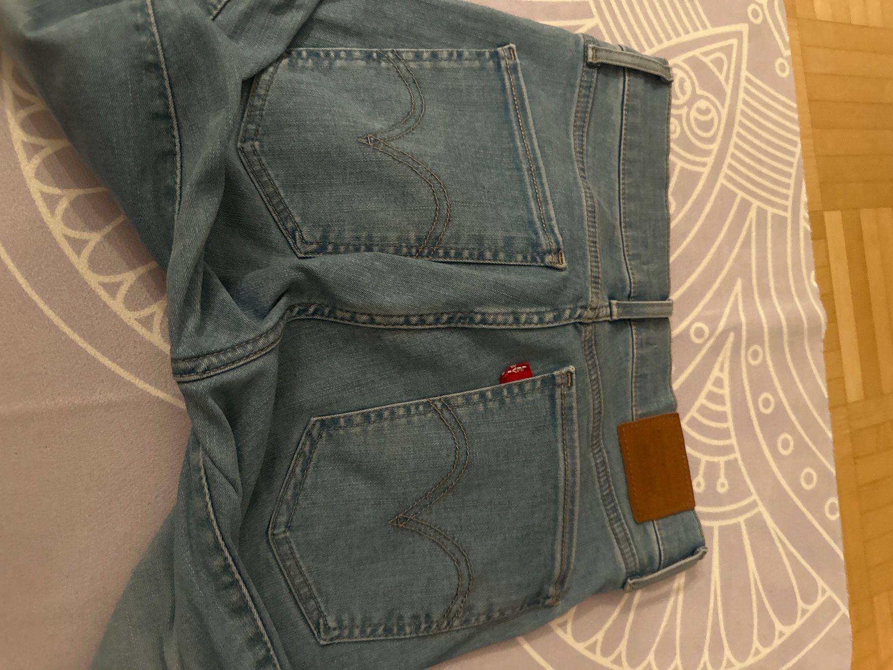 Levi's Jeans: Levi's Jeans W28 L32 hellblau Fransen Sommer – Usato da Wil SG venduto da bbi_52sz 2