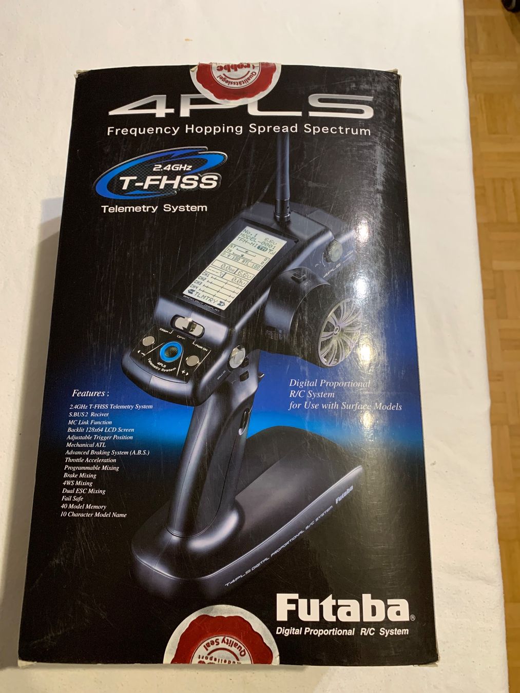 Futaba Telecomando: Fernsteuerung Futaba – Nuovo e nell'imballaggio originale da oetwil am see venduto da synchro63