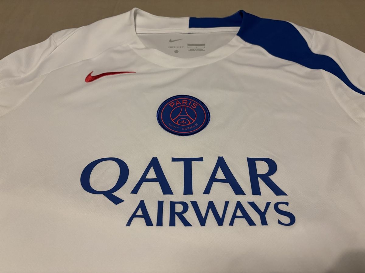 Nike Canottiere & Pantaloni: PSG maillot  – Usato da Le Grand-Saconnex venduto da focamix 1