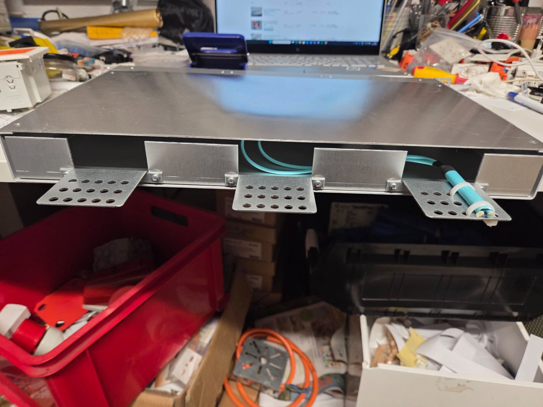 Racks & Ständer: LWL Patch-Panel 19" Patchpanel mit MTP Modul – Gebraucht aus Zürich von Alibaba1234 4