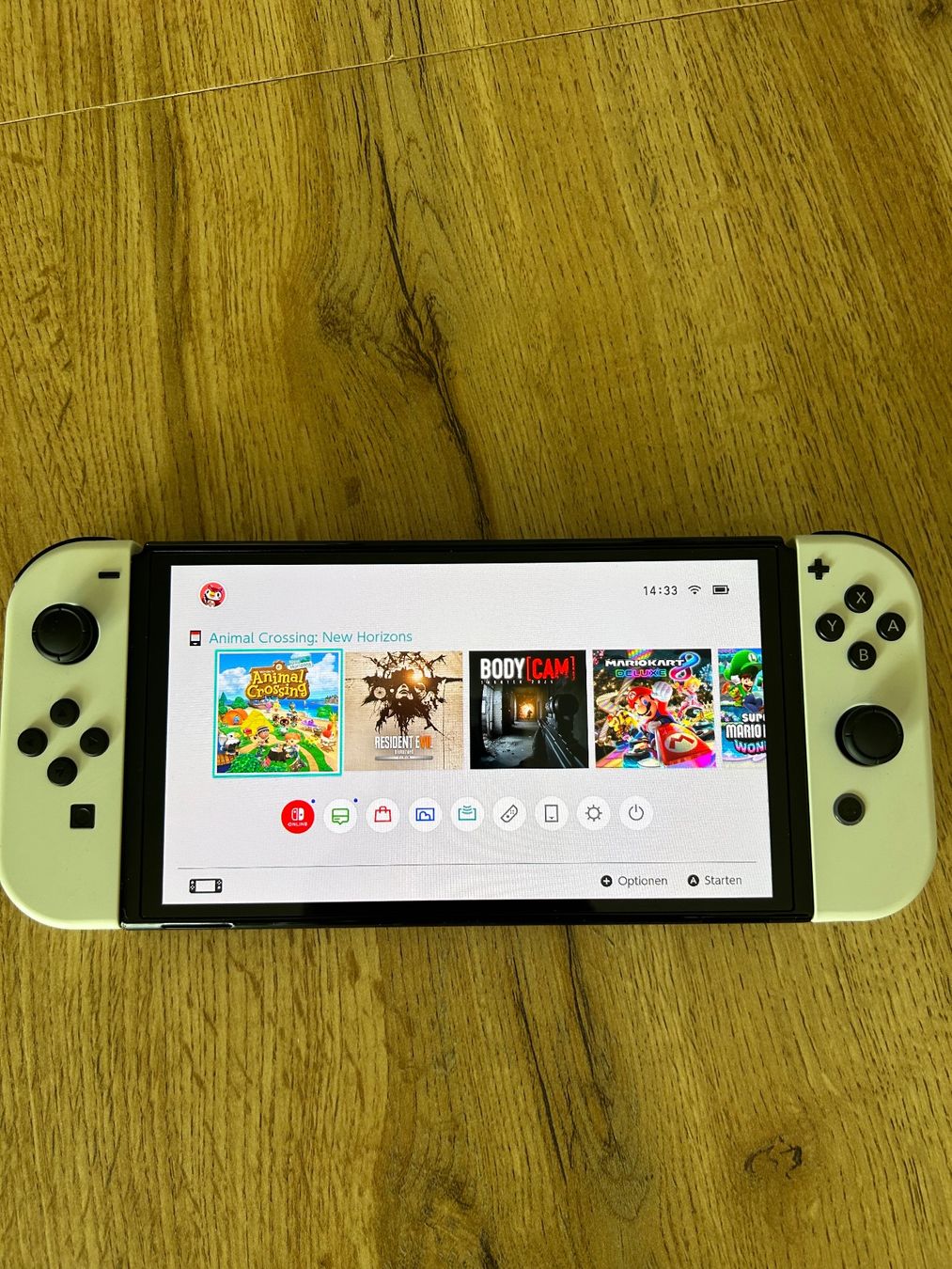 Nintendo Console: Nintendo Switch OLED Weiss, Garantie + Spiel – Nuovo (secondo la descrizione) da Arlesheim venduto da ram_lmj8 4