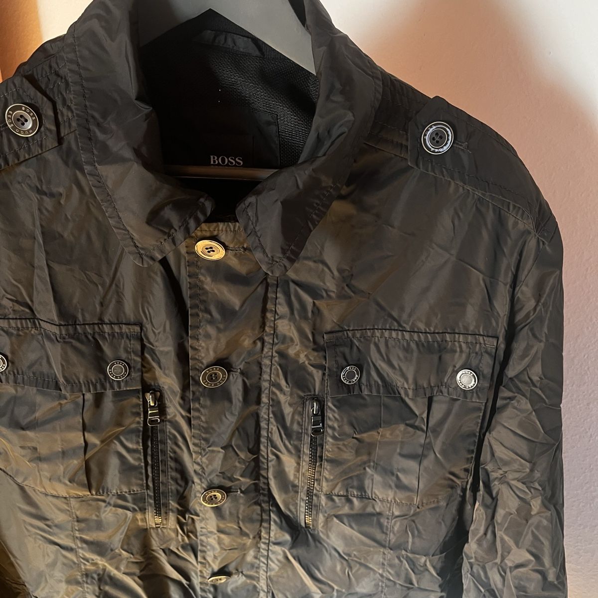 Hugo Boss Giacche: Hugo Boss Windbreaker – Usato da Diepflingen venduto da ldvintagestreetwear 2