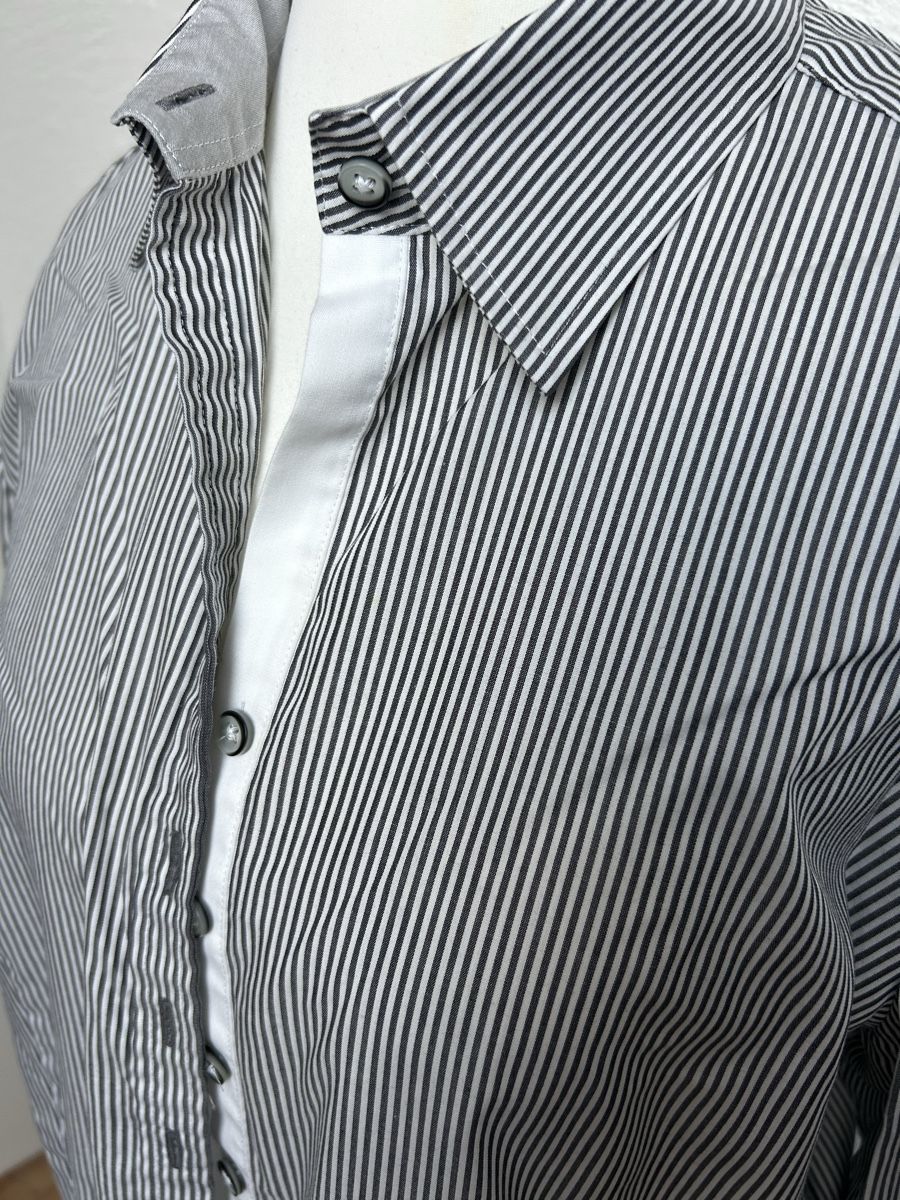 Eterna Camicette: Eterna Damenbluse Gr. 42, gestreift - Top Zustand – Nuovo (secondo la descrizione) da Luzern venduto da mhbob 1
