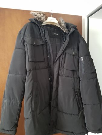 Tolle Winter Jacke für Herren.