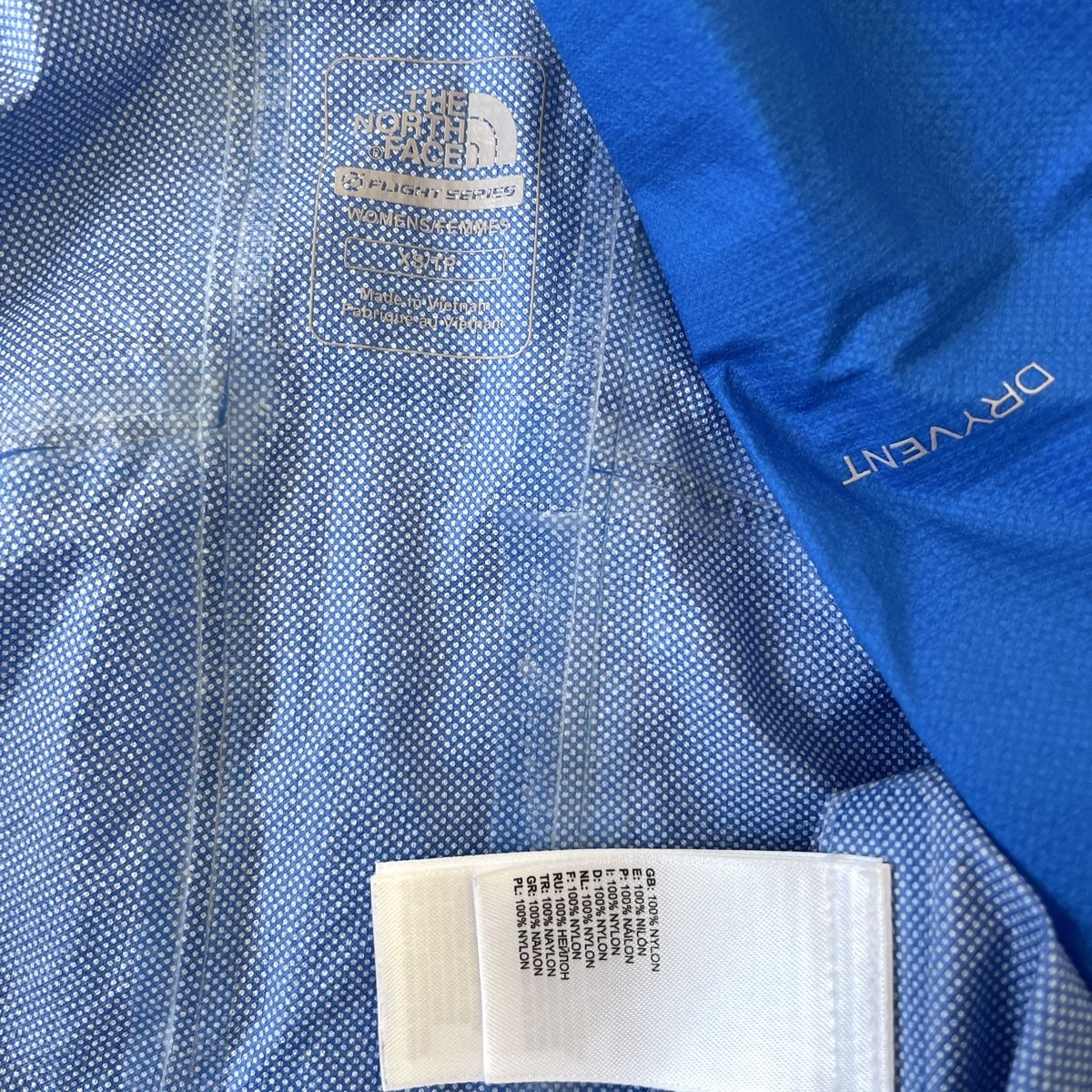 North Face Giacche: THE NORTH FACE Jacket – Nuovo (secondo la descrizione) da Emmen venduto da AVVIIVVA_Store 8