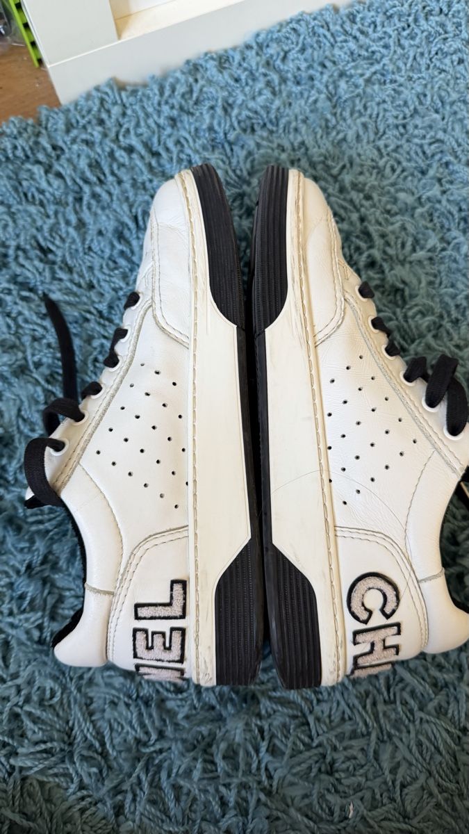 Chanel Damenschuhe: Chanel Sneaker Grösse 39 – Gebraucht aus Kloten von liu_65tx 4