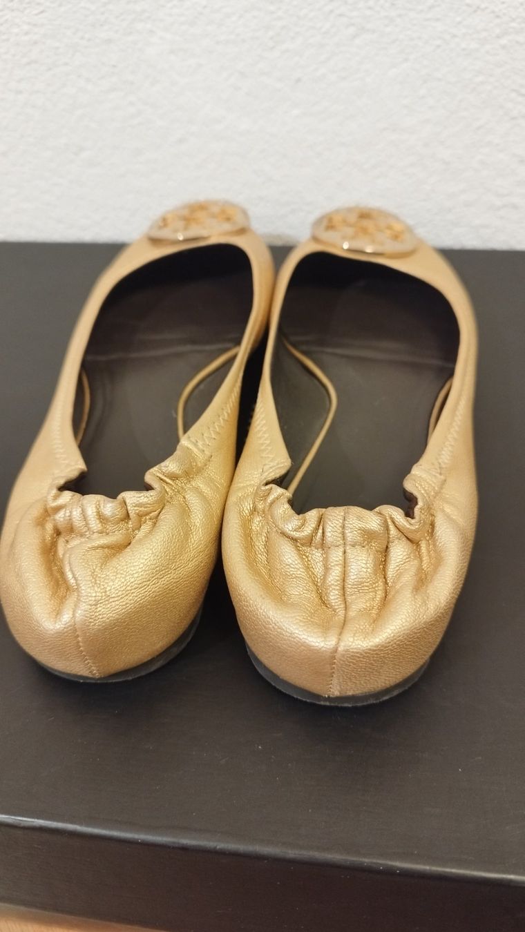 Tory Burch Scarpe da donna: Goldene Tory Burch Ballerinas Gr. 10 M – Usato da Rüti ZH venduto da dmi_cps6 6