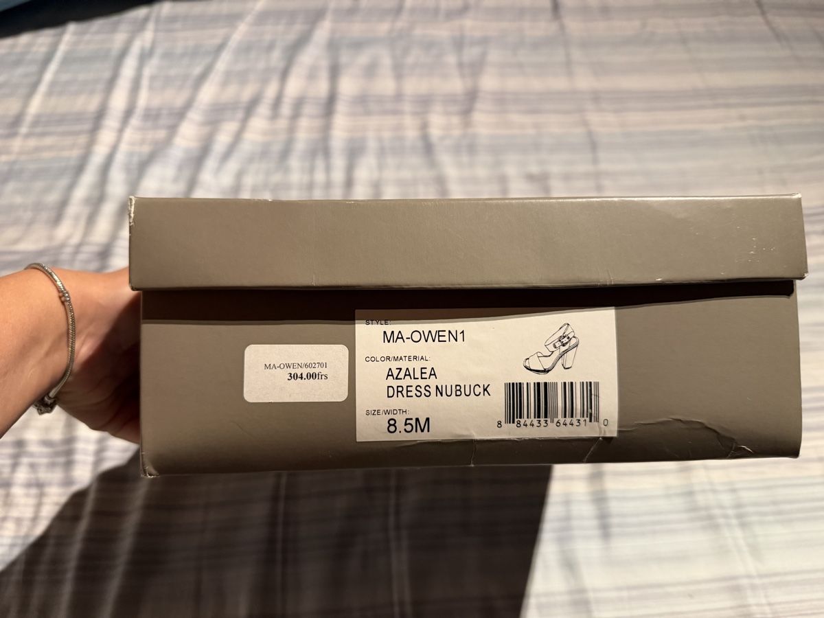 Scarpe da donna: Sandales de créateur BCBGMAXAZRIA – Usato da Chancy venduto da dia_tb2t 3
