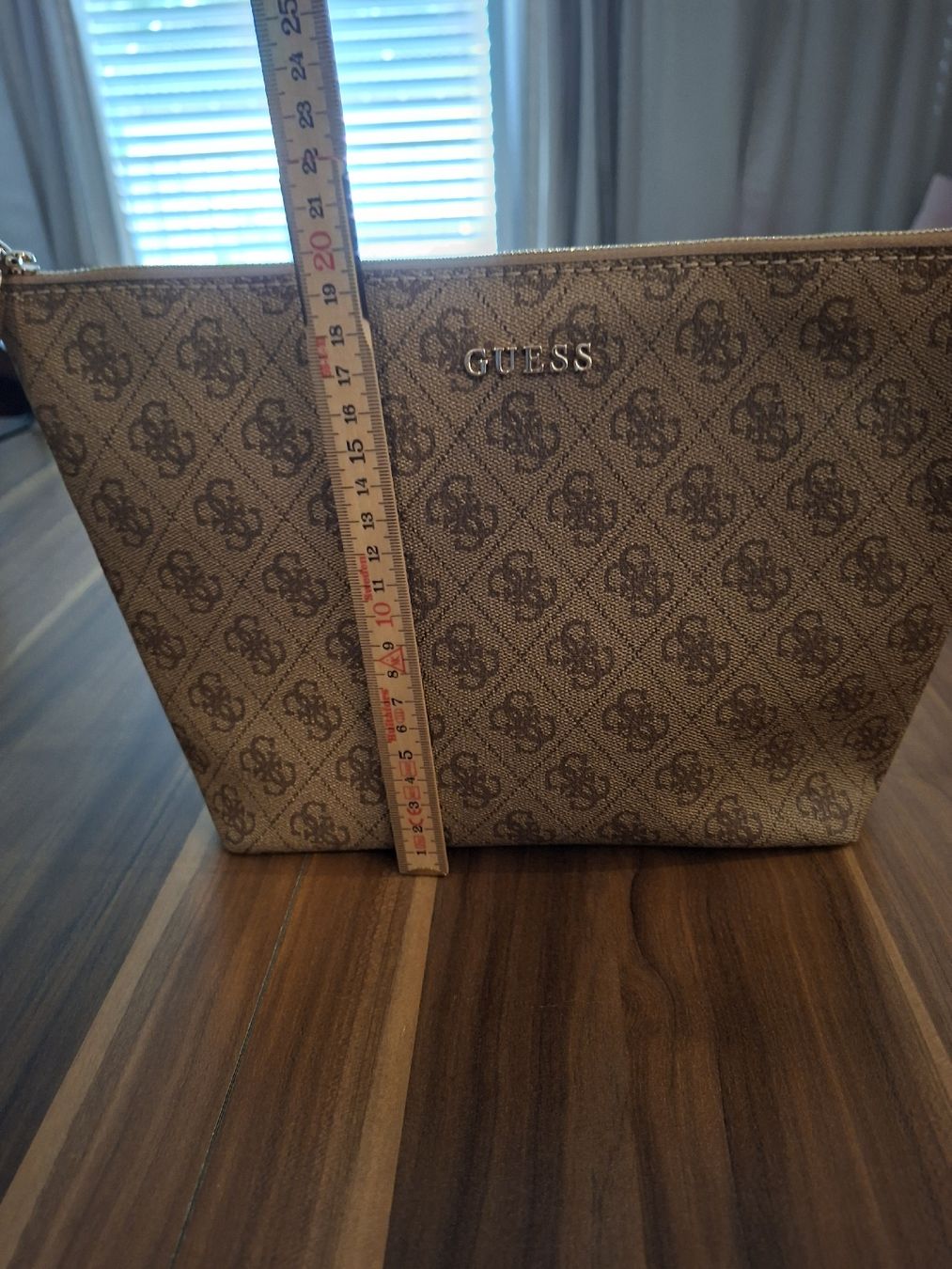 Guess Borse da donna: Guess Handtasche braun – Usato da Hittnau venduto da som_x965 4
