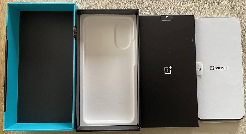 Telefoni cellulari / Smartphones: Smartphone Nord One Plus CE5, neu! – Usato da Zuchwil venduto da Markenkleider 2