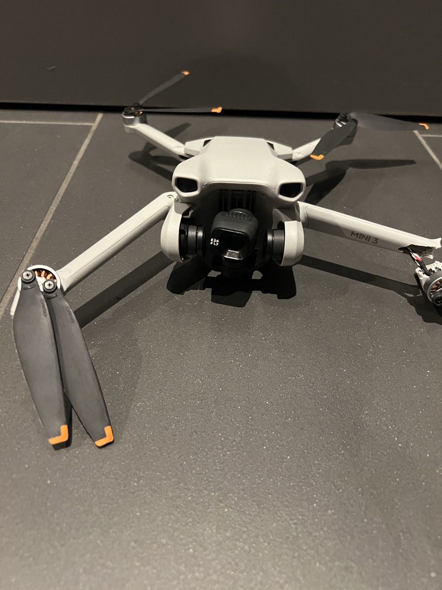 DJI Modellismo RC: DJI Mini 3 Drohne  – Difettoso da Holziken venduto da 181281 2