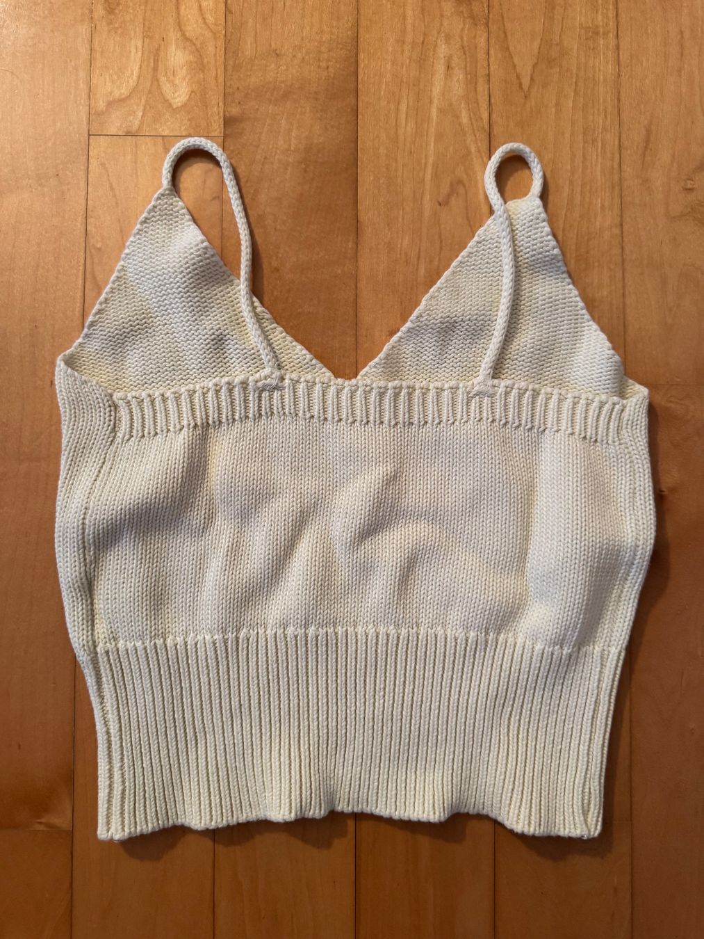 Top: Stricktop Vanille mit Spaghettiträgern – Usato da Urdorf venduto da roses202 1