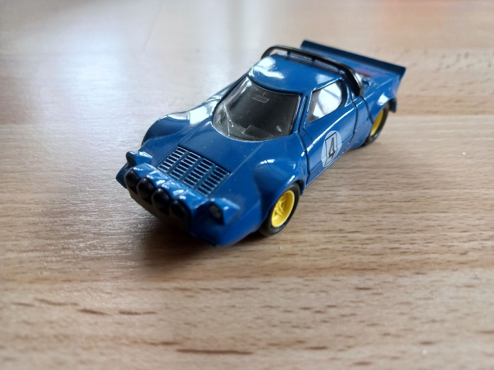 Lancia Voitures modèles: Lancia Stratos 1/43 Solido – D'occasion à Attalens par remy_s00 1