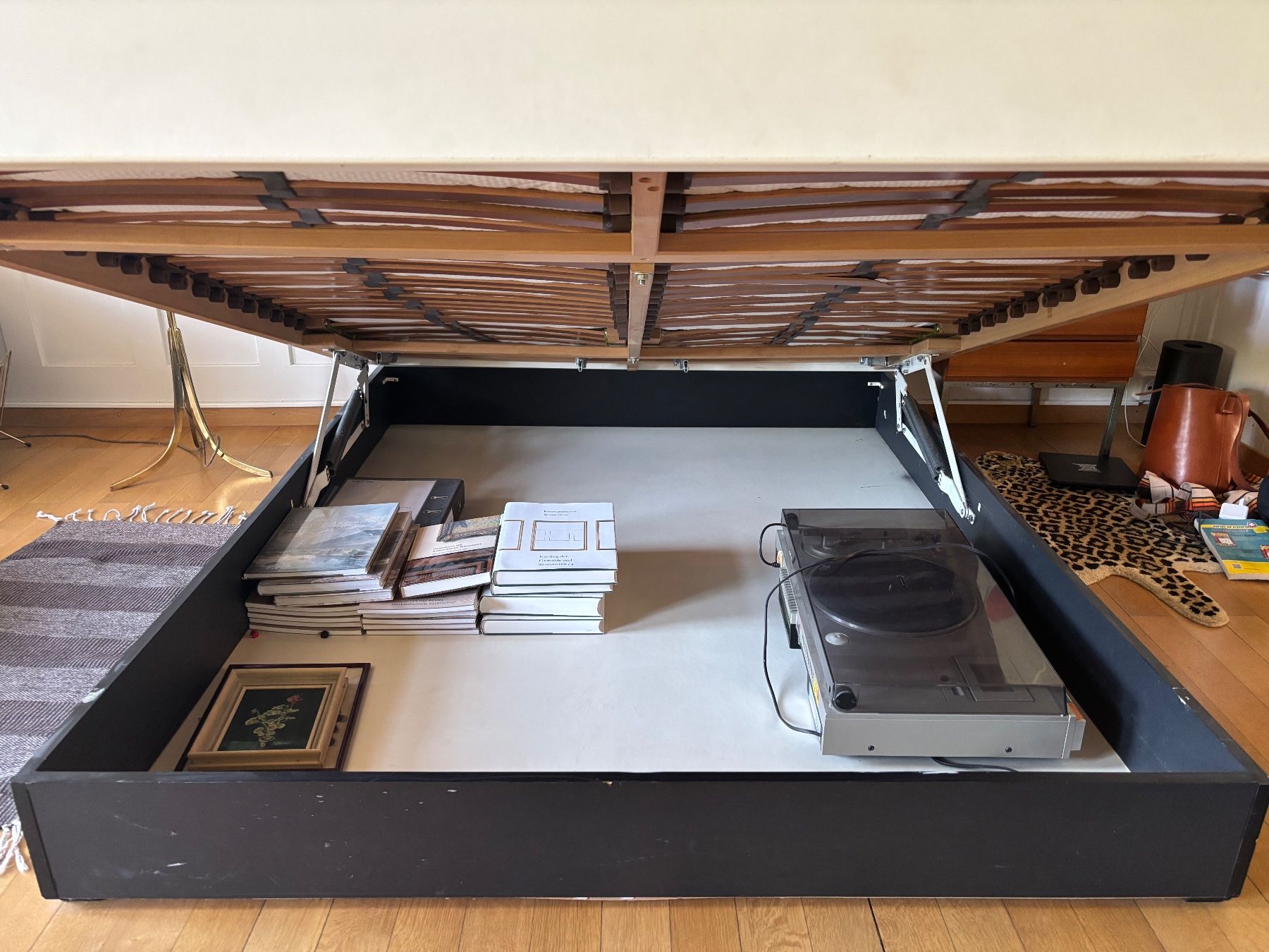Lits: Bett 160cm mit Stauraum – D'occasion à Winterthur par fbernhart 2