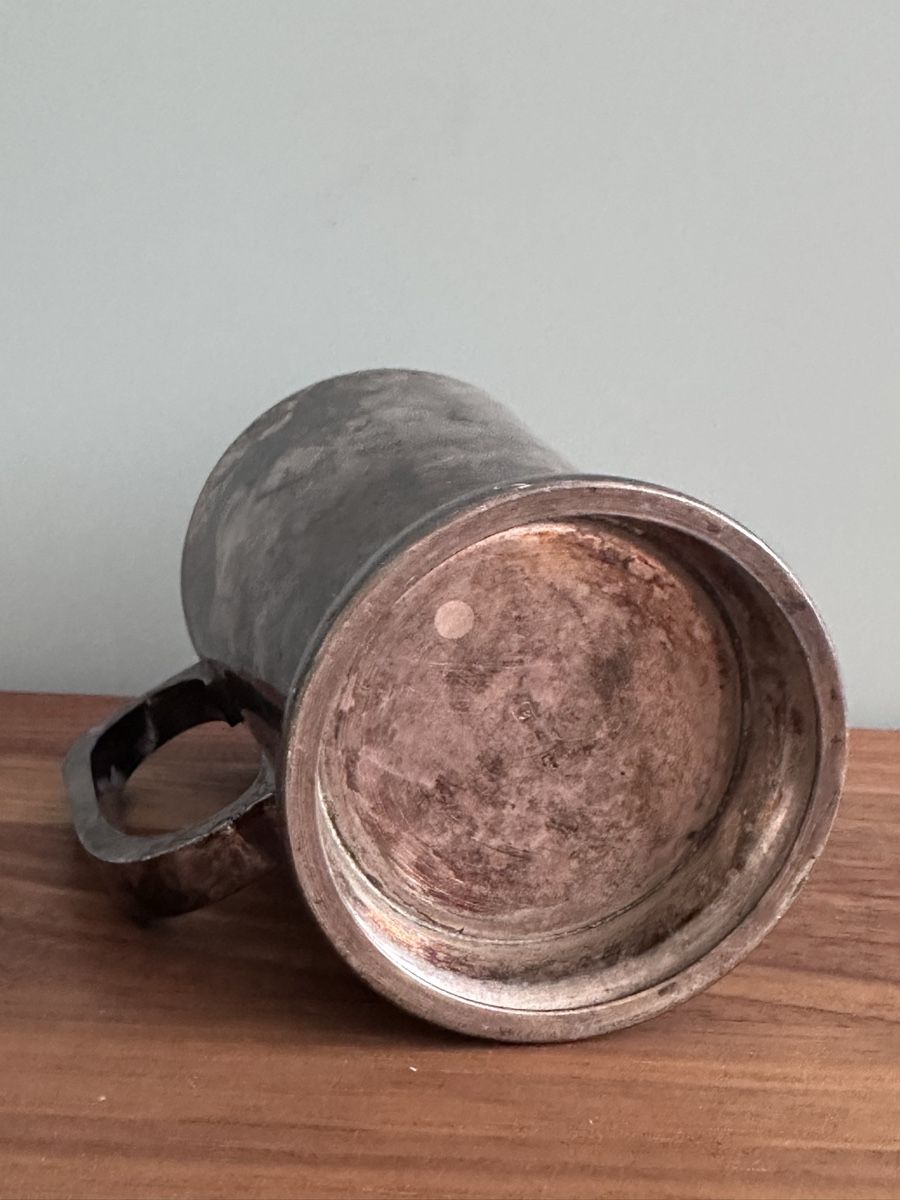 Tassen: Silver Plated Mug – Gebraucht aus Zürich von Ddechkovd 1