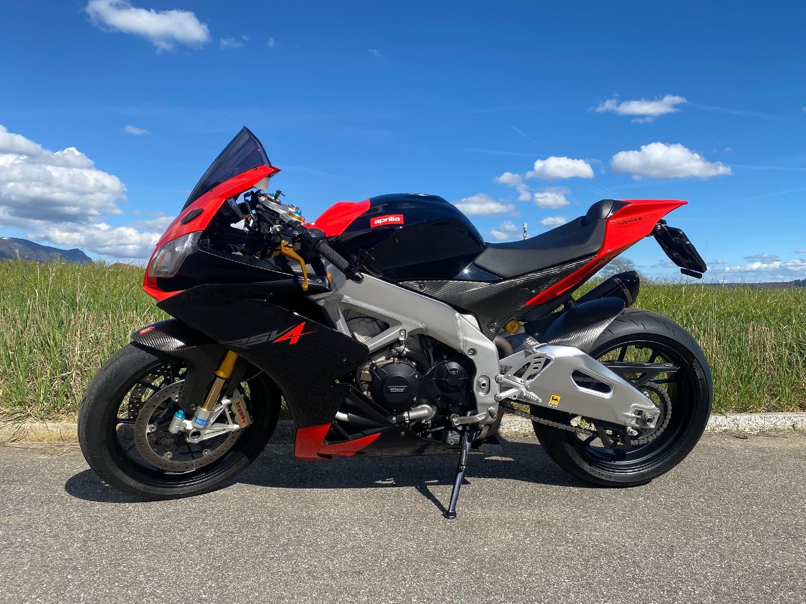 Aprilia Strada: Aprilia RSV4 Factory 2010 – Usato da Worben venduto da Liviogeelhaar 3