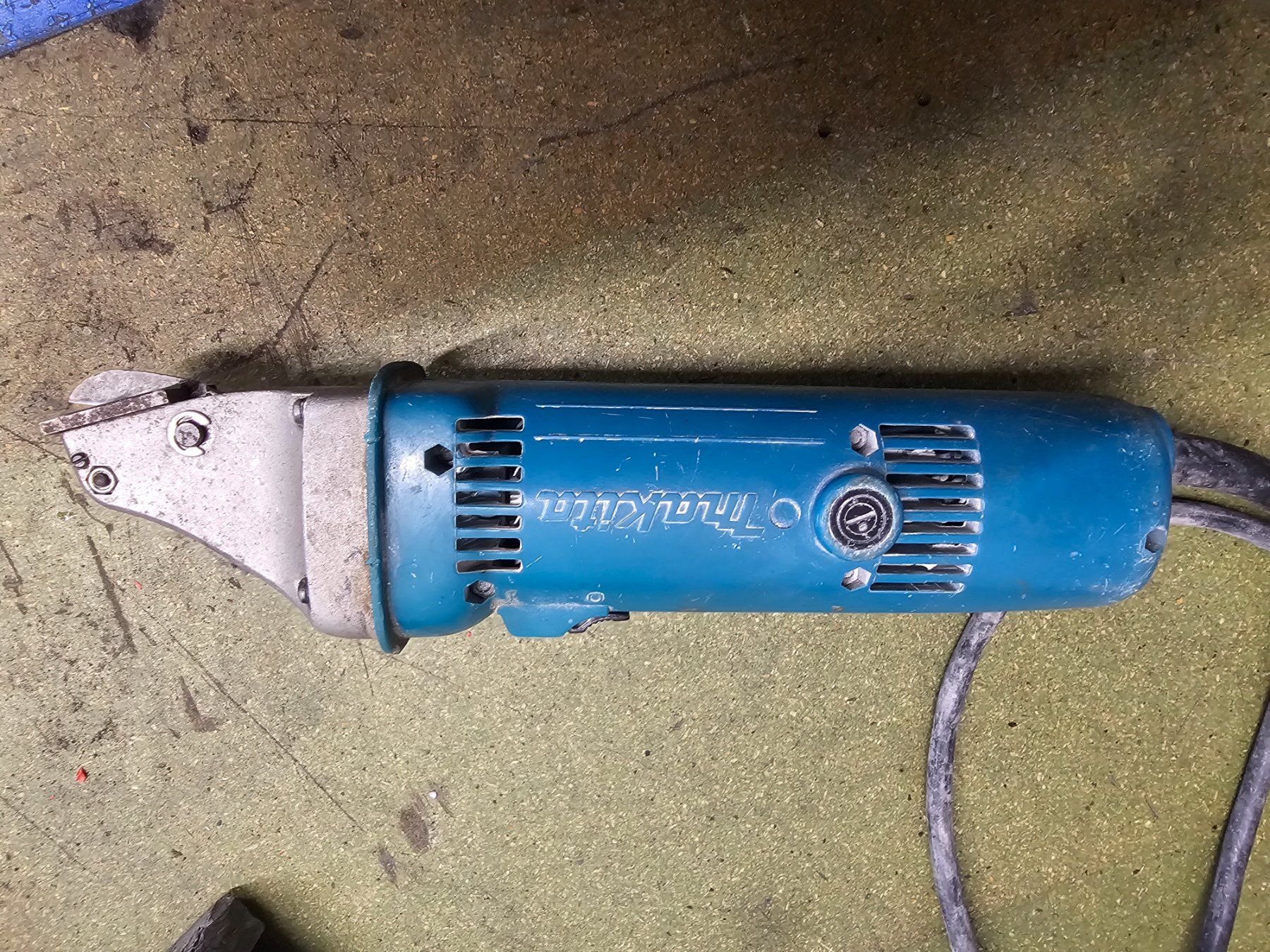 Makita Tutti gli attrezzi: Makita Blechschere JS1660 – Usato da Goldau venduto da Sinux 2