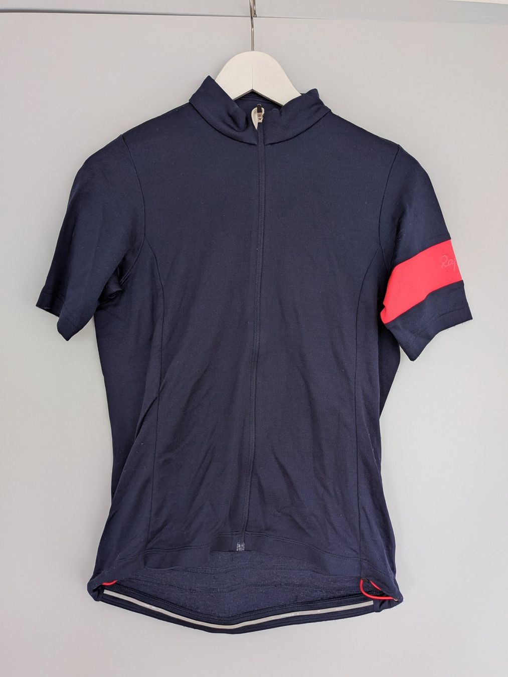 Rapha Leibchen & Hosen: Rapha Women's Classic Jersey II, Grösse L – Gebraucht aus Zürich von mizuuu